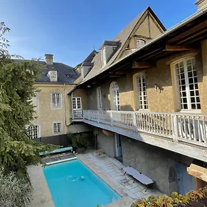 La Maison Aux Murs Anciens Et Ses Accommodatie bij particulieren